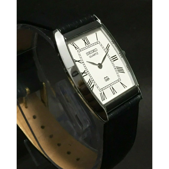 Vintage Style Seiko Quartz Mens Silver Watch & White accents W/ Leather Strap - Picture 1 of 8